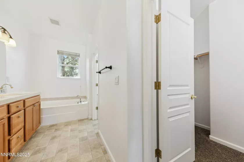 1686 Minden Village, Minden, Nevada 89423, 3 Bedrooms Bedrooms, ,3 BathroomsBathrooms,Residential,Residential,Minden Village,250056071