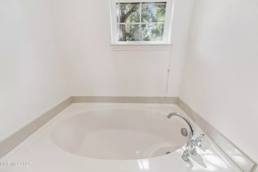 1686 Minden Village, Minden, Nevada 89423, 3 Bedrooms Bedrooms, ,3 BathroomsBathrooms,Residential,Residential,Minden Village,250056071