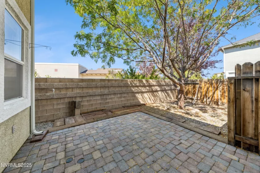 1686 Minden Village, Minden, Nevada 89423, 3 Bedrooms Bedrooms, ,3 BathroomsBathrooms,Residential,Residential,Minden Village,250056071