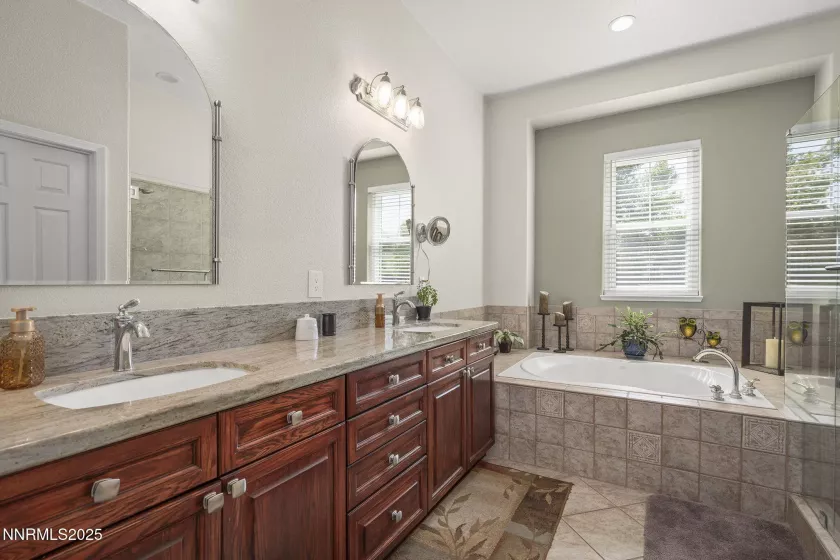 217 Snow Creek, Reno, Nevada 89511, 4 Bedrooms Bedrooms, ,3 BathroomsBathrooms,Residential,Residential,Snow Creek,250056073