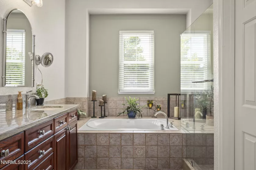 217 Snow Creek, Reno, Nevada 89511, 4 Bedrooms Bedrooms, ,3 BathroomsBathrooms,Residential,Residential,Snow Creek,250056073