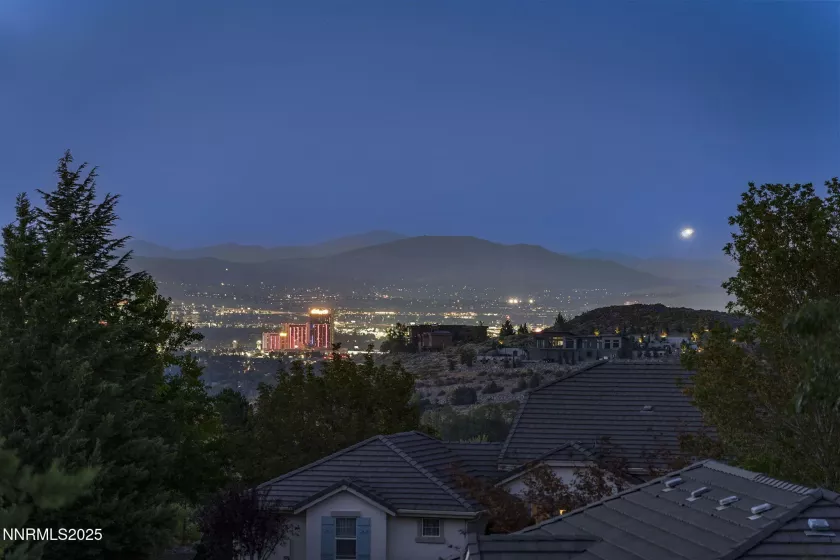 217 Snow Creek, Reno, Nevada 89511, 4 Bedrooms Bedrooms, ,3 BathroomsBathrooms,Residential,Residential,Snow Creek,250056073