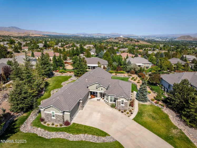 217 Snow Creek, Reno, Nevada 89511, 4 Bedrooms Bedrooms, ,3 BathroomsBathrooms,Residential,Residential,Snow Creek,250056073
