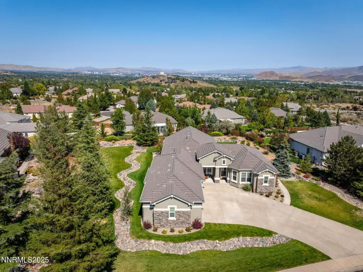 217 Snow Creek, Reno, Nevada 89511, 4 Bedrooms Bedrooms, ,3 BathroomsBathrooms,Residential,Residential,Snow Creek,250056073
