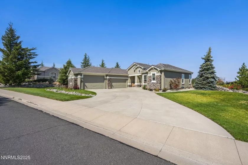 217 Snow Creek, Reno, Nevada 89511, 4 Bedrooms Bedrooms, ,3 BathroomsBathrooms,Residential,Residential,Snow Creek,250056073