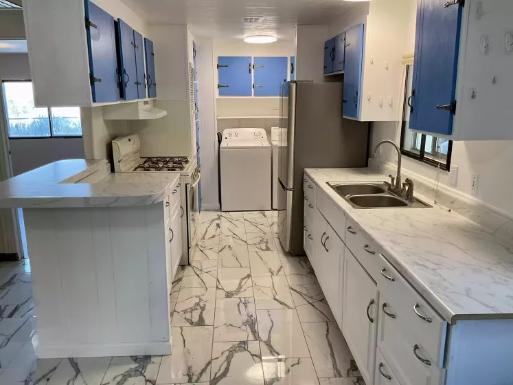 500 W Goldfield Ave #8, Yerington, Nevada 89447, 3 Bedrooms Bedrooms, 10 Rooms Rooms,2 BathroomsBathrooms,Manufactured,Residential,W Goldfield,250056074