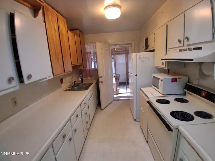 13631 Mount Rainier, Reno, Nevada 89506, 3 Bedrooms Bedrooms, ,1 BathroomBathrooms,Residential,Residential,Mount Rainier,250056090