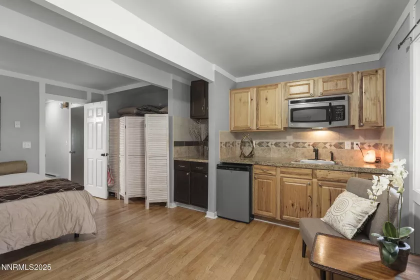 989 Tahoe, Incline Village, Nevada 89451, 4 Bedrooms Bedrooms, ,2 BathroomsBathrooms,Residential,Residential,Tahoe,250056096