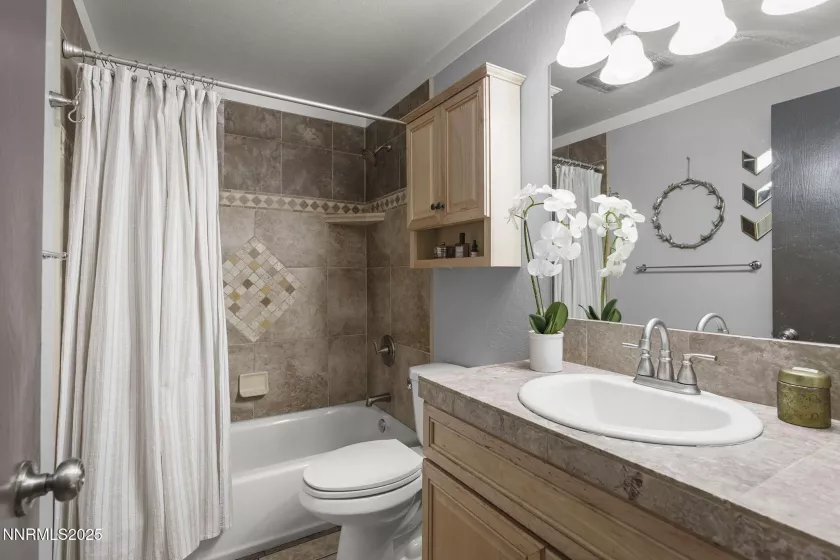 989 Tahoe, Incline Village, Nevada 89451, 4 Bedrooms Bedrooms, ,2 BathroomsBathrooms,Residential,Residential,Tahoe,250056096