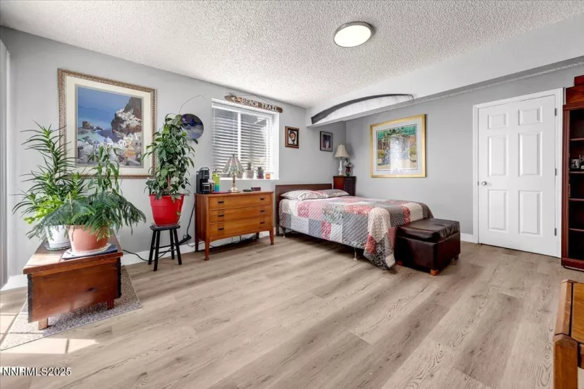 7290 Pah Rah, Sparks, Nevada 89436, 4 Bedrooms Bedrooms, ,3 BathroomsBathrooms,Residential,Residential,Pah Rah,250056104