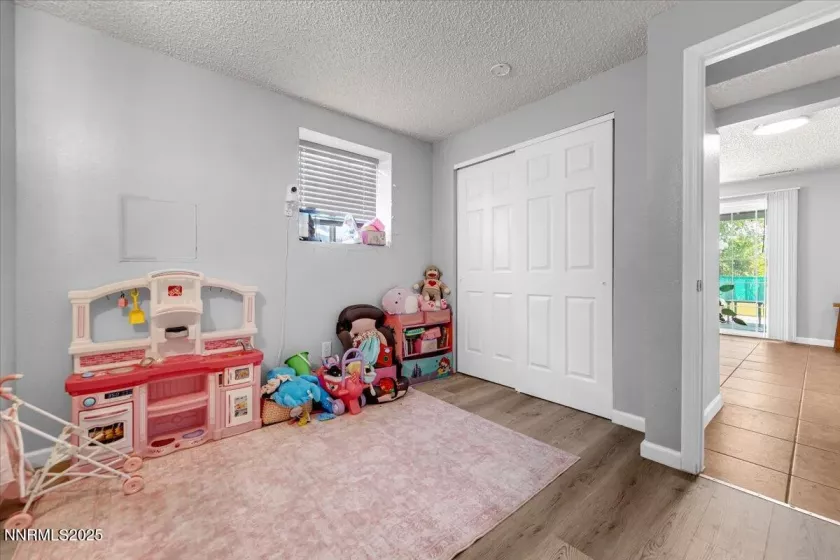 7290 Pah Rah, Sparks, Nevada 89436, 4 Bedrooms Bedrooms, ,3 BathroomsBathrooms,Residential,Residential,Pah Rah,250056104