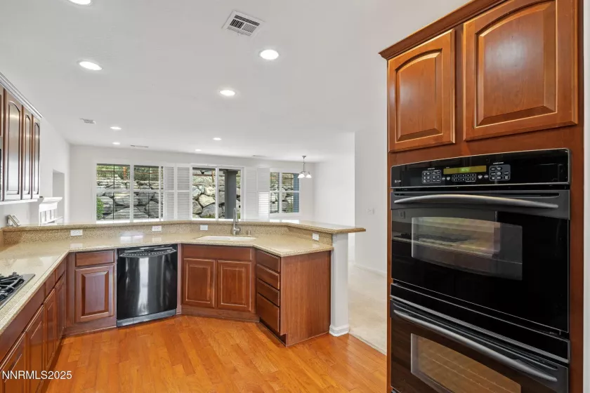 1170 Cliff Park, Reno, Nevada 89523, 3 Bedrooms Bedrooms, ,2 BathroomsBathrooms,Residential,Residential,Cliff Park,250056113