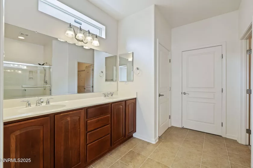 1170 Cliff Park, Reno, Nevada 89523, 3 Bedrooms Bedrooms, ,2 BathroomsBathrooms,Residential,Residential,Cliff Park,250056113