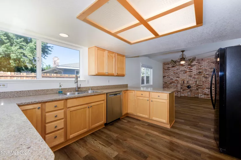 1494 Hussman, Gardnerville, Nevada 89410, 5 Bedrooms Bedrooms, ,3 BathroomsBathrooms,Residential,Residential,Hussman,250056116