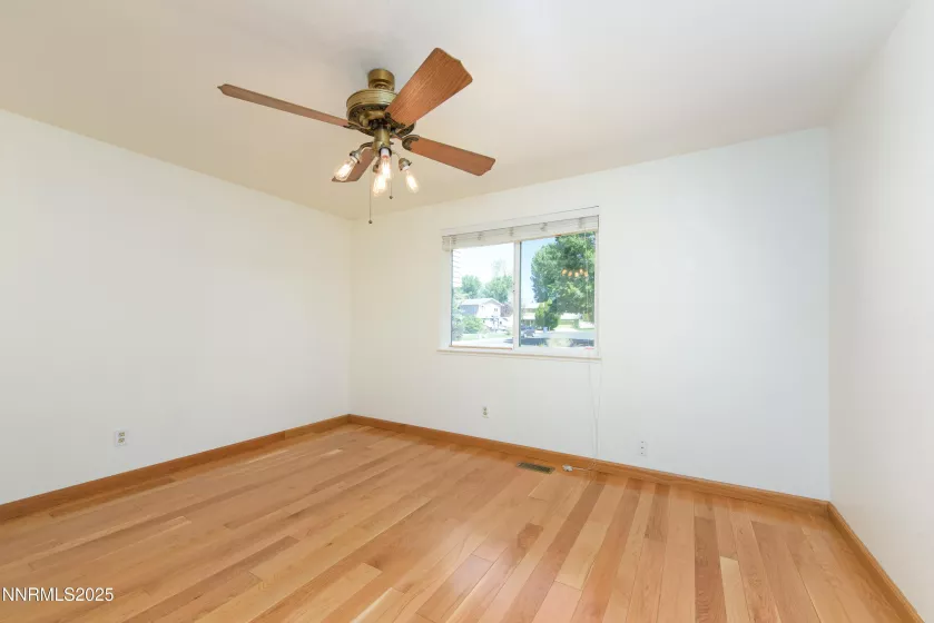 1494 Hussman, Gardnerville, Nevada 89410, 5 Bedrooms Bedrooms, ,3 BathroomsBathrooms,Residential,Residential,Hussman,250056116