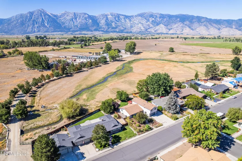 1494 Hussman, Gardnerville, Nevada 89410, 5 Bedrooms Bedrooms, ,3 BathroomsBathrooms,Residential,Residential,Hussman,250056116