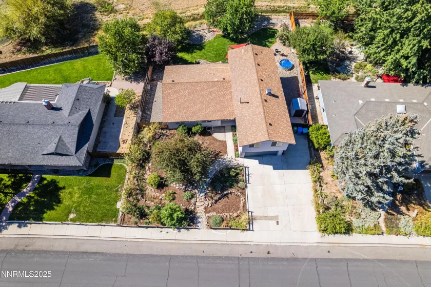 1494 Hussman, Gardnerville, Nevada 89410, 5 Bedrooms Bedrooms, ,3 BathroomsBathrooms,Residential,Residential,Hussman,250056116