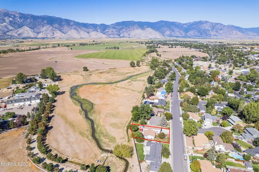 1494 Hussman, Gardnerville, Nevada 89410, 5 Bedrooms Bedrooms, ,3 BathroomsBathrooms,Residential,Residential,Hussman,250056116