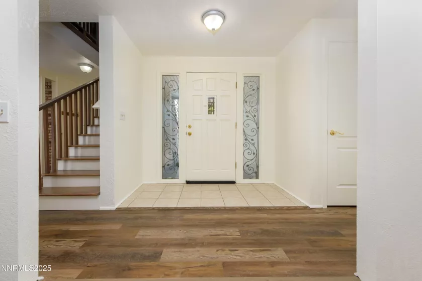 1494 Hussman, Gardnerville, Nevada 89410, 5 Bedrooms Bedrooms, ,3 BathroomsBathrooms,Residential,Residential,Hussman,250056116