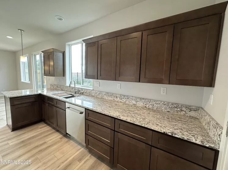1180 Arrastra, Reno, Nevada 89512, 4 Bedrooms Bedrooms, ,3 BathroomsBathrooms,Residential Lease,Manufactured,Arrastra,250056122