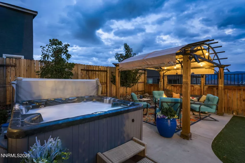 14242 Tuscan Sun, Reno, Nevada 89511, 4 Bedrooms Bedrooms, ,3 BathroomsBathrooms,Residential,Residential,Tuscan Sun,250056121