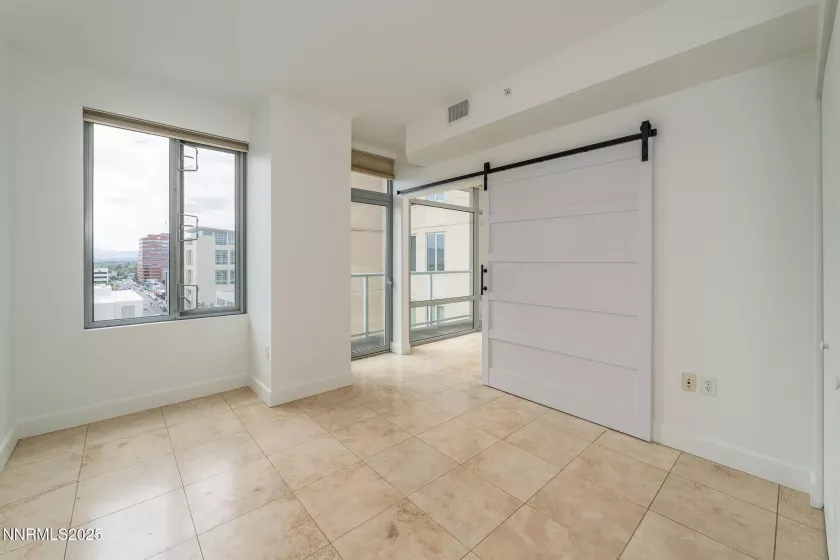 50 Sierra, Reno, Nevada 89501, 2 Bedrooms Bedrooms, ,2 BathroomsBathrooms,Residential,Residential,Sierra,250056123