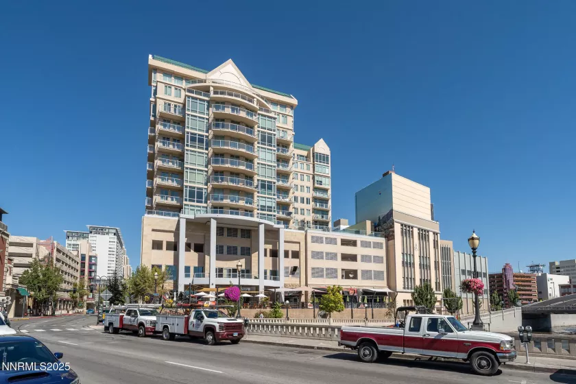 50 Sierra, Reno, Nevada 89501, 2 Bedrooms Bedrooms, ,2 BathroomsBathrooms,Residential,Residential,Sierra,250056123