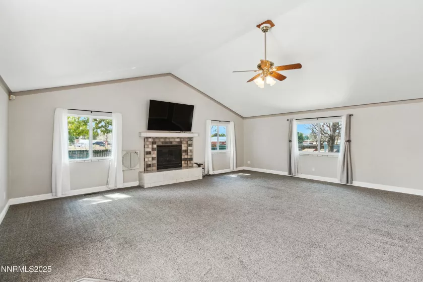 260 Virgil, Sparks, Nevada 89441, 3 Bedrooms Bedrooms, ,3 BathroomsBathrooms,Residential,Residential,Virgil,250056133