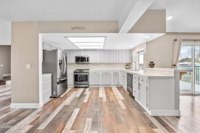 260 Virgil, Sparks, Nevada 89441, 3 Bedrooms Bedrooms, ,3 BathroomsBathrooms,Residential,Residential,Virgil,250056133