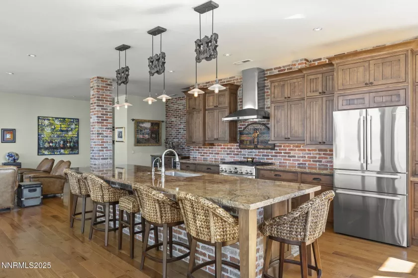 255 Sierra, Reno, Nevada 89501, 2 Bedrooms Bedrooms, ,3 BathroomsBathrooms,Residential,Residential,Sierra,250056131