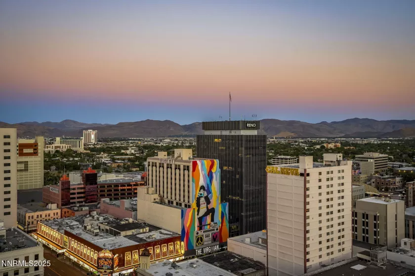255 Sierra, Reno, Nevada 89501, 2 Bedrooms Bedrooms, ,3 BathroomsBathrooms,Residential,Residential,Sierra,250056131