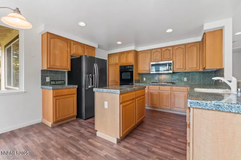 2730 Avenida De Landa, Reno, Nevada 89523, 4 Bedrooms Bedrooms, ,3 BathroomsBathrooms,Residential,Residential,Avenida De Landa,250056134