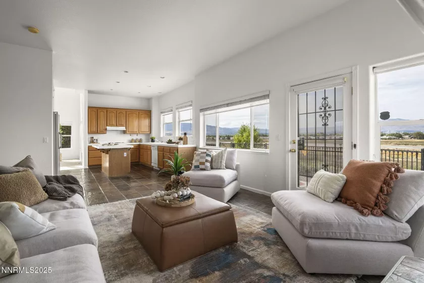 5409 Greenview, Reno, Nevada 89502, 4 Bedrooms Bedrooms, ,3 BathroomsBathrooms,Residential,Residential,Greenview,250056085