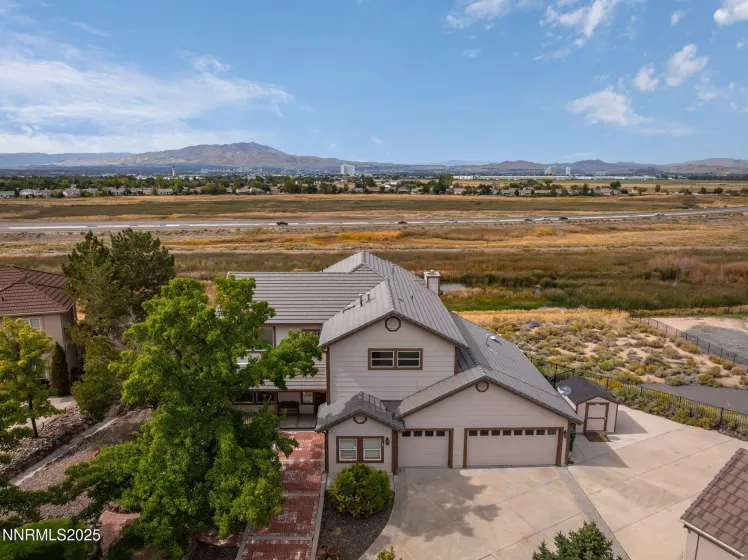 5409 Greenview, Reno, Nevada 89502, 4 Bedrooms Bedrooms, ,3 BathroomsBathrooms,Residential,Residential,Greenview,250056085