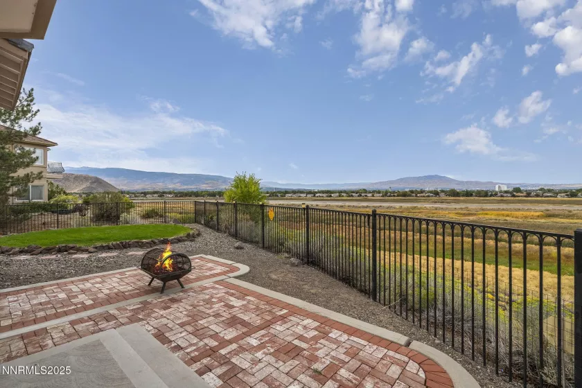 5409 Greenview, Reno, Nevada 89502, 4 Bedrooms Bedrooms, ,3 BathroomsBathrooms,Residential,Residential,Greenview,250056085