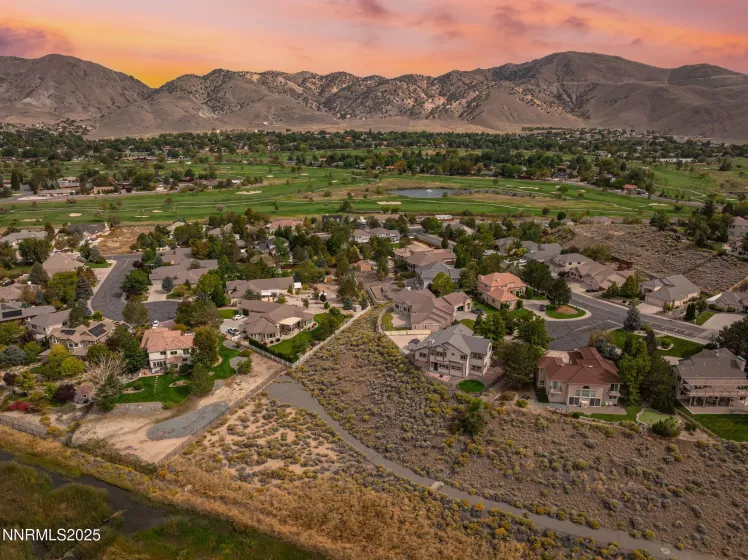5409 Greenview, Reno, Nevada 89502, 4 Bedrooms Bedrooms, ,3 BathroomsBathrooms,Residential,Residential,Greenview,250056085