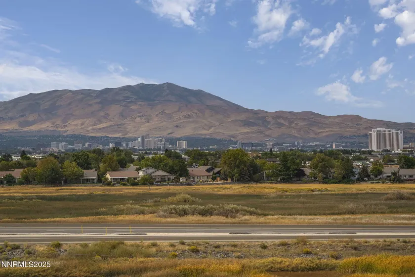 5409 Greenview, Reno, Nevada 89502, 4 Bedrooms Bedrooms, ,3 BathroomsBathrooms,Residential,Residential,Greenview,250056085