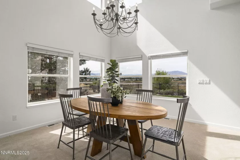 5409 Greenview, Reno, Nevada 89502, 4 Bedrooms Bedrooms, ,3 BathroomsBathrooms,Residential,Residential,Greenview,250056085
