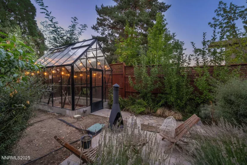 3510 San Mateo, Reno, Nevada 89509, 4 Bedrooms Bedrooms, ,3 BathroomsBathrooms,Residential,Residential,San Mateo,250056086
