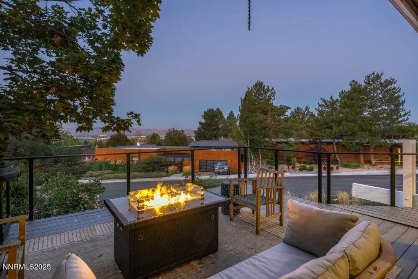 3510 San Mateo, Reno, Nevada 89509, 4 Bedrooms Bedrooms, ,3 BathroomsBathrooms,Residential,Residential,San Mateo,250056086