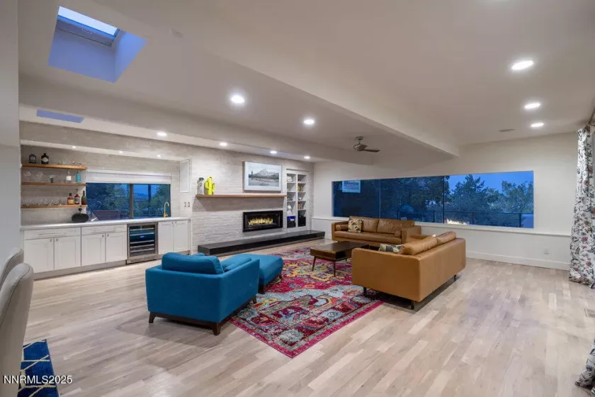 3510 San Mateo, Reno, Nevada 89509, 4 Bedrooms Bedrooms, ,3 BathroomsBathrooms,Residential,Residential,San Mateo,250056086