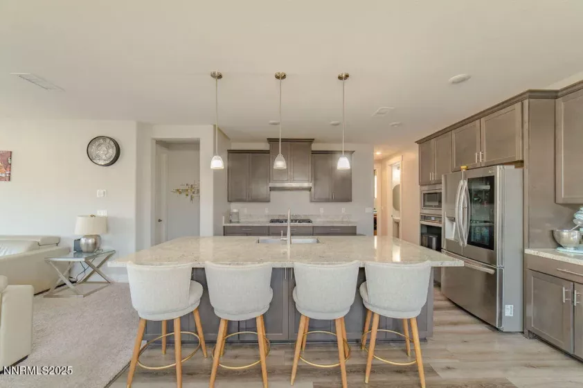 944 Los Alamitos, Minden, Nevada 89423, 4 Bedrooms Bedrooms, ,4 BathroomsBathrooms,Residential,Residential,Los Alamitos,250056135