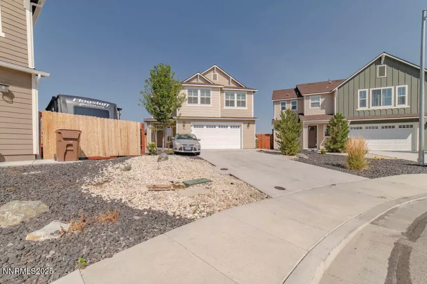 944 Los Alamitos, Minden, Nevada 89423, 4 Bedrooms Bedrooms, ,4 BathroomsBathrooms,Residential,Residential,Los Alamitos,250056135