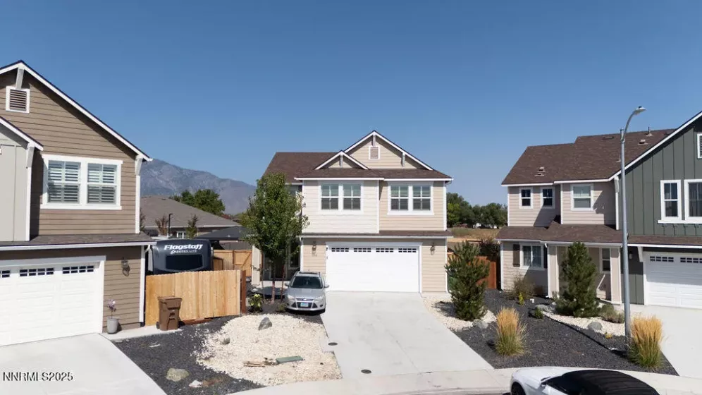 944 Los Alamitos, Minden, Nevada 89423, 4 Bedrooms Bedrooms, ,4 BathroomsBathrooms,Residential,Residential,Los Alamitos,250056135
