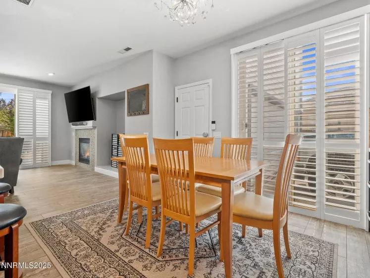 7476 Lorna, Sparks, Nevada 89436, 4 Bedrooms Bedrooms, ,3 BathroomsBathrooms,Residential,Residential,Lorna,250056136