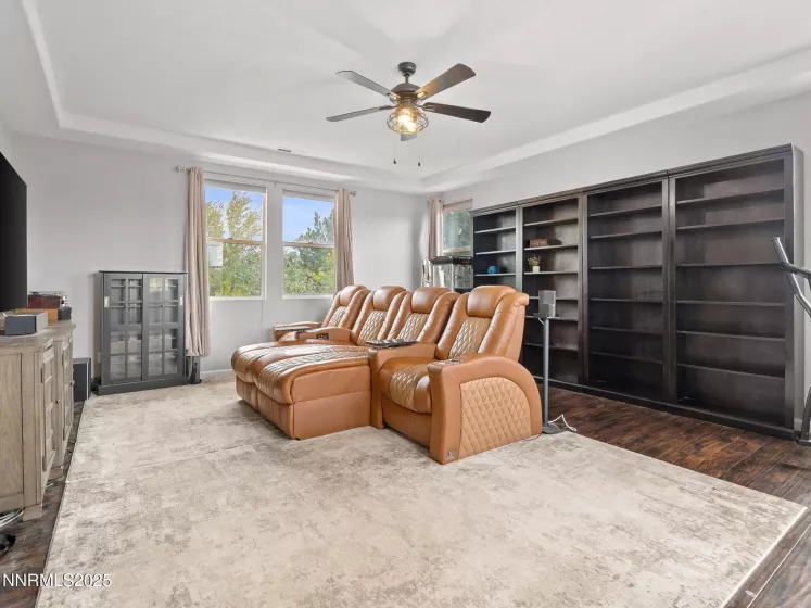 7476 Lorna, Sparks, Nevada 89436, 4 Bedrooms Bedrooms, ,3 BathroomsBathrooms,Residential,Residential,Lorna,250056136