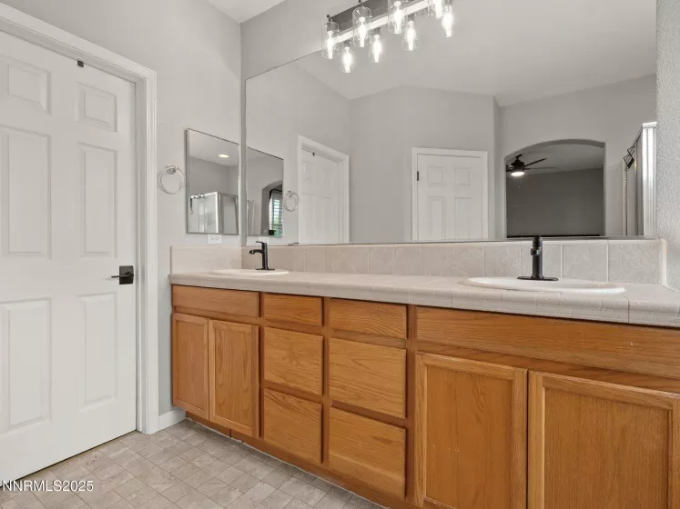 7476 Lorna, Sparks, Nevada 89436, 4 Bedrooms Bedrooms, ,3 BathroomsBathrooms,Residential,Residential,Lorna,250056136