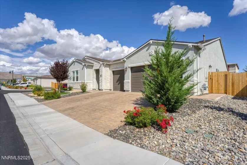 2182 Butte Creek, Sparks, Nevada 89436, 3 Bedrooms Bedrooms, ,3 BathroomsBathrooms,Residential,Residential,Butte Creek,250056137