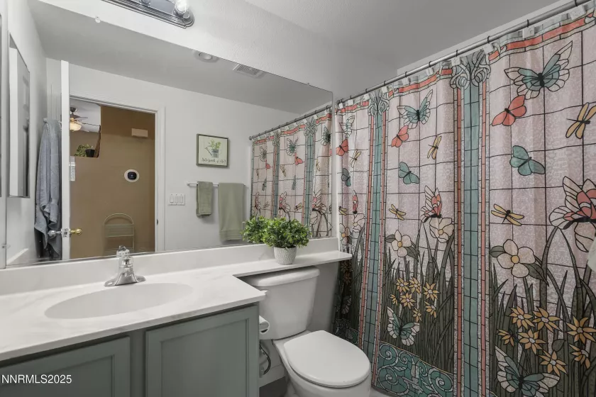 1915 Celestial, Reno, Nevada 89523, 3 Bedrooms Bedrooms, ,2 BathroomsBathrooms,Residential,Residential,Celestial,250056138