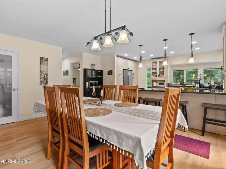 115 Cypress, Stateline, Nevada 89449, 4 Bedrooms Bedrooms, ,2 BathroomsBathrooms,Residential,Residential,Cypress,250056143